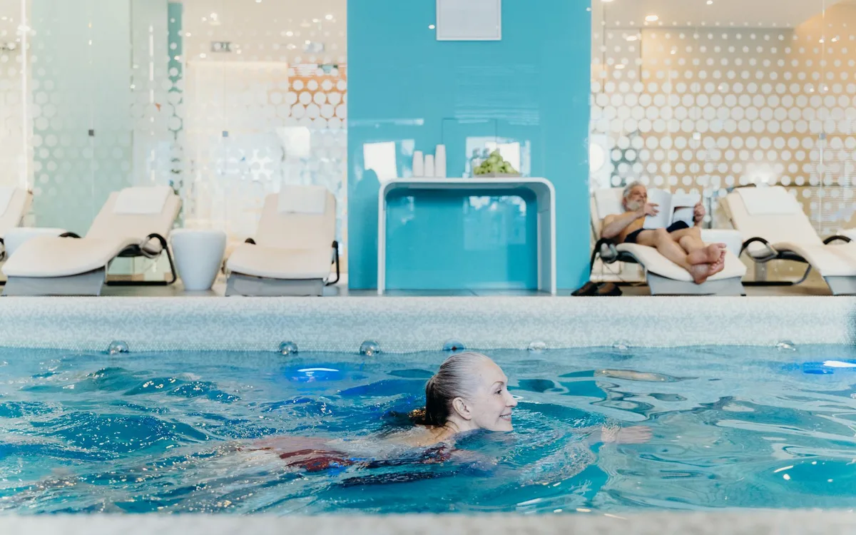 Czy basen, fitness i wellness są dostępne dla gości?