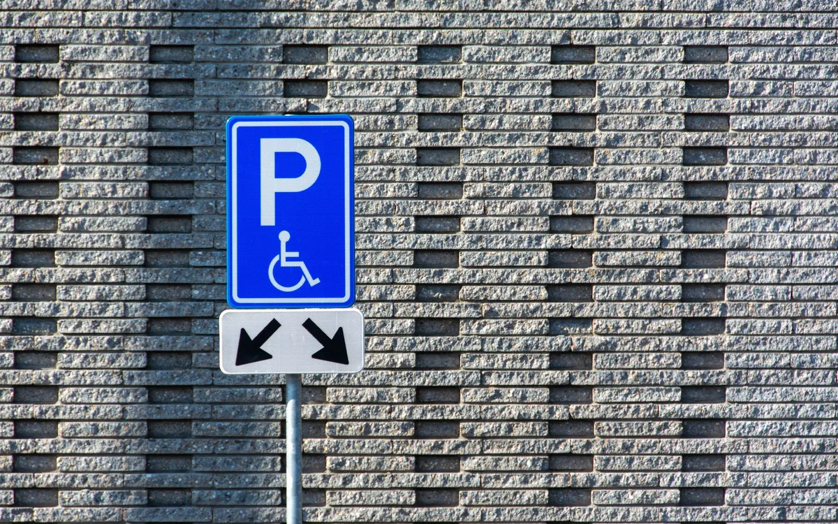 Dojazd, parking i dostępność