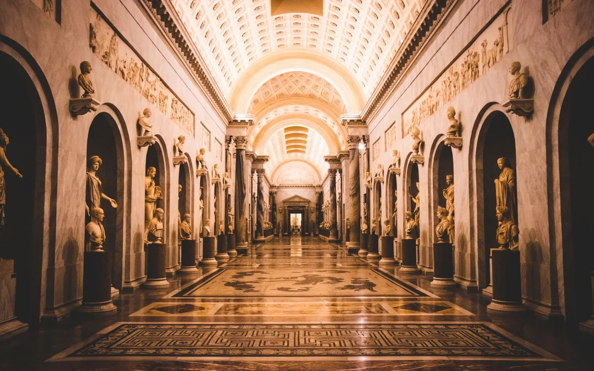 Muzea i gotowy budżetowy plan dnia