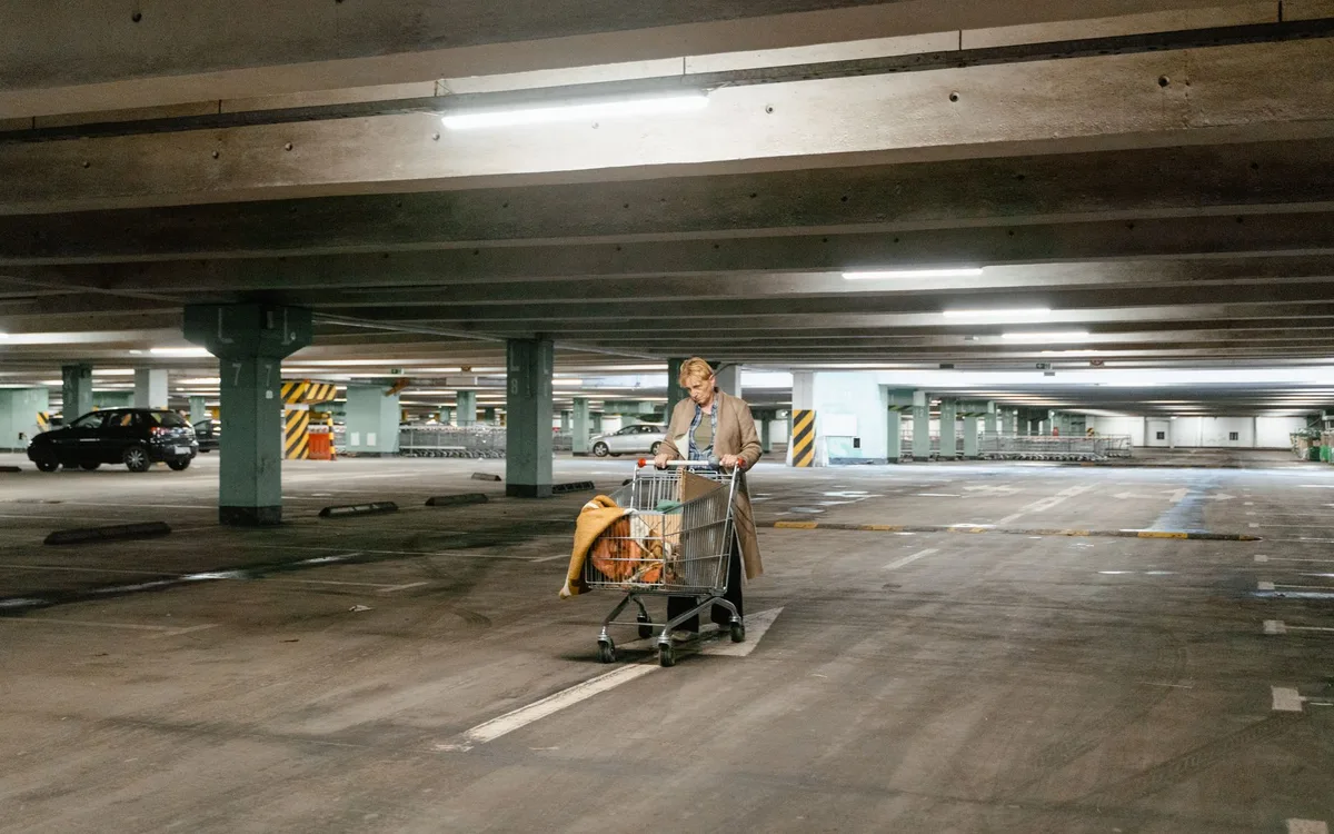 Ceny, parking i warunki rezerwacji