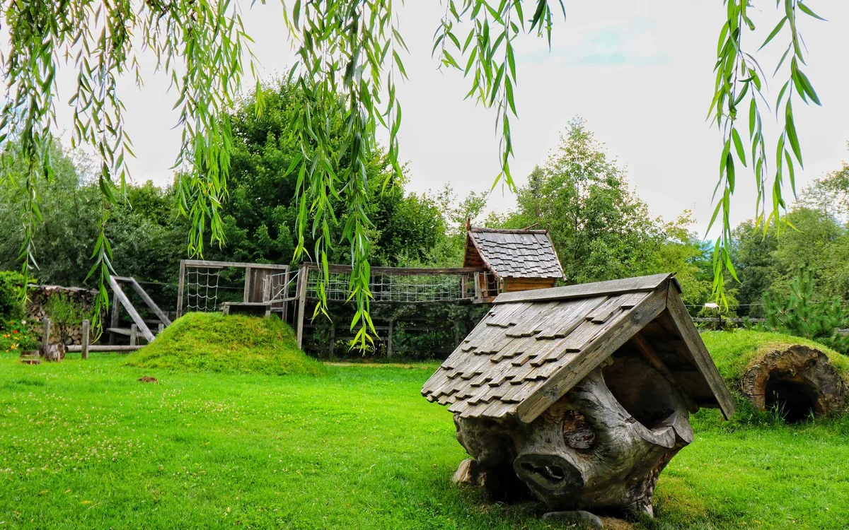 Jak ocenić plac zabaw i naturalną przestrzeń do ruchu?