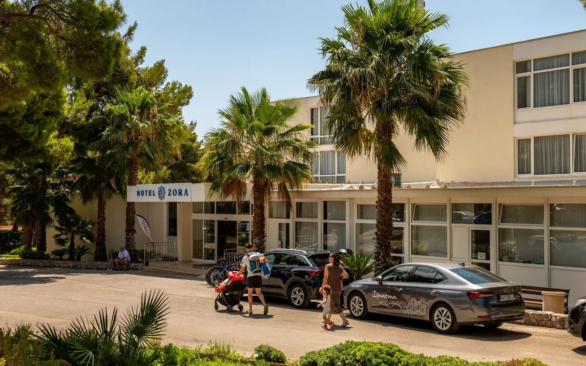 Dojazd do hotelu poza centrum Warszawy