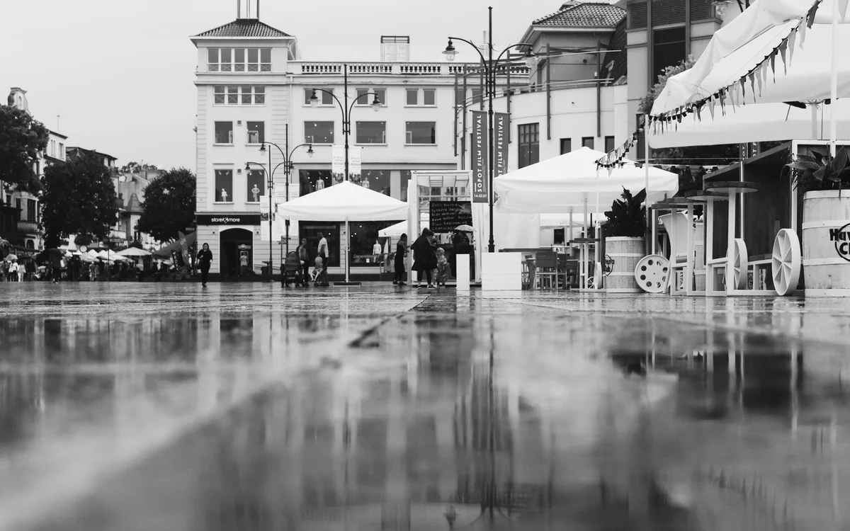 Jak zaplanować Warszawę w deszczu, upale i z dziećmi?